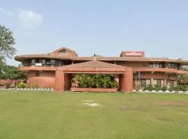 Kingfisher Tourist Resort, Ambala