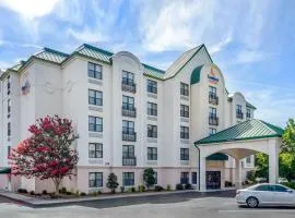 Comfort Suites Hanes Mall