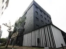 Hotel YAJA Gwangju Hanam branch