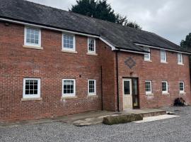 Castell Cottages Central with Parking