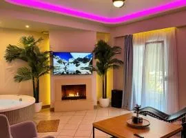 Etherial Suite with Mountain View Fireplace & Indoor Jetted Tub