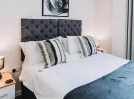 2Bed 2Bath Apartment Nr Old Trafford Parking