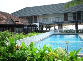 West Bay Palm TreeHeritage Beach Resort: Varkala şehrinde bir otel