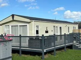 Downtime Lodge