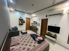 Comfy studio
