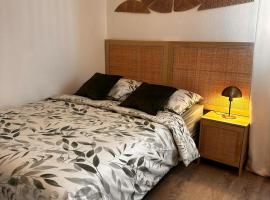 Les Jardins de Rastel Studio、リヨンのホテル