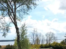 Fischstübchen Neeberg Fewo 6 – Seeadler, Hotel in Krummin