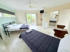 Emu Park Beach Motel