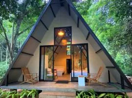 Pahiyan Huts by Luxuryexperience.