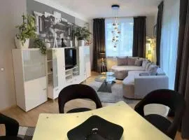 Wohnung 1 mit 2 Schlafzimmern und Terrasse