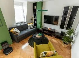 M's Downtown Homely Apartment