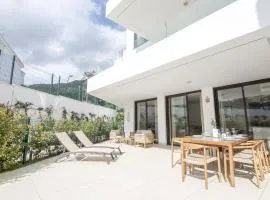 Mara's Apartments Higuerón West - Suite Villa - Like a House with Private Graden