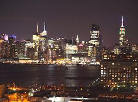 Max NY VIEW 5 Apartment Combo Sleeps 60 15 Mins to NYC, hotel v destinaci Union City