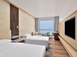 Courtyard by Marriott Gorakhpur, хотел в Горакпур