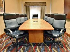 Holiday Inn Express Hotel & Suites Center Township by IHG