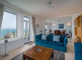 Seaview apartment