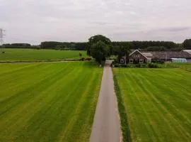 De Mast bij Fort Vechten on the countryside & close to Utrecht