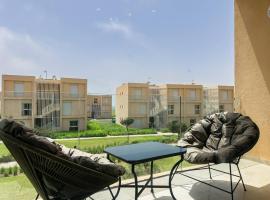 Luxurious Loft, Pool View, hotel in Tamraght Ouzdar