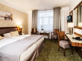 Hotel Lord - Warsaw Airport
