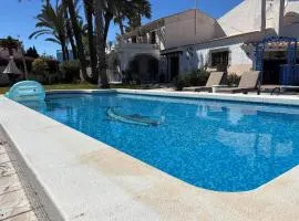 Villa with Private Pool & BBQ, Close to the Beach