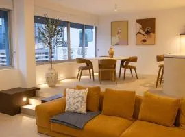 Penthouse - Luxury 2 Storey -3 Bedroom Sky home!