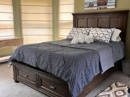 Waterwheel Plaza Penthouse Downtown Douglas