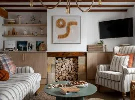 Stow on the Wold Scandi Chic Authentic Cottage