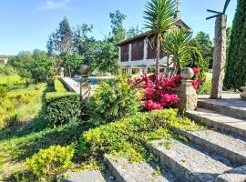 Holiday Home Quinta d'Azenha by Interhome, hotel en Forjães