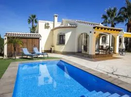 Holiday Home Lola by Interhome