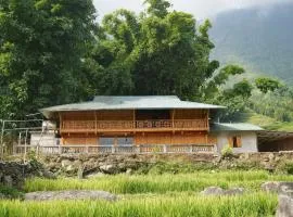 Giao local homestay Sa Pa