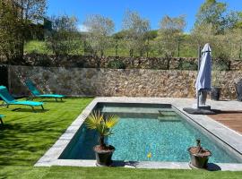 Villa with pool in St Paul de Vence, hotel in Saint-Paul-de-Vence