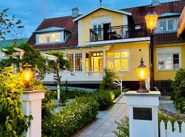 Kivikstrand Badhotell, hotel v destinaci Kivik