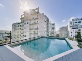 Breakfast included Regatta living II 404