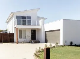 Broadbeach House- Inverloch