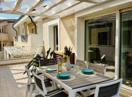 Appartamento Nuovissimo con Piscina e Terrazza - A Due Passi dalle Spiagge