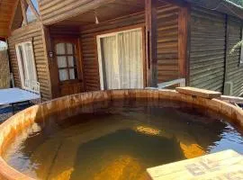 Cabañas Lamoni, con bajada al río