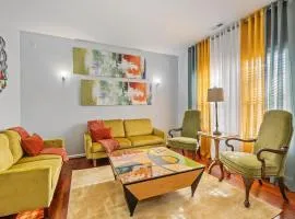 Elegant Retreat! Spacious with Outdoor Fireplace!