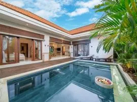 Private Pool, Perfect Location -Your Exclusive 3-Bedroom Villa in Canggu -Book Now!