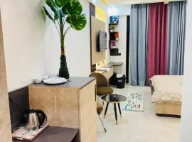 Hotel Omaxe Hazratganj