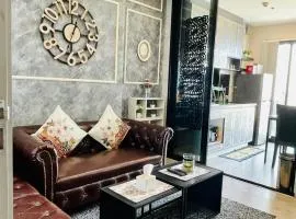 The base Central luxury by Numam