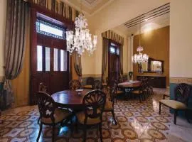 La Casa del Centro, Mérida by Cercana
