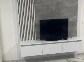 Arbesi Apartament, place to stay in Gjilan