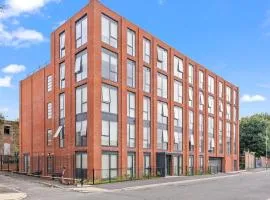 Stylish 2 Bedroom Apartment, free parking, L3 Area, Close to City Centre, Sleeps 4