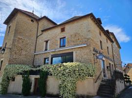 Le Val d'Amby, hotel v destinaci Hières-sur-Amby