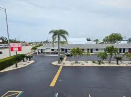 Deluxe Inn - Sarasota