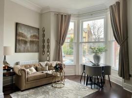 Close to Sefton Park Beautiful one bedroomed apartment sleeps 4, ξενοδοχείο στο Λίβερπουλ