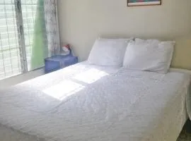 Queen Bed