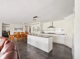 Busselton Broadwater Holiday Home