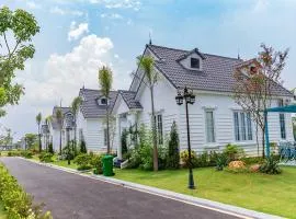 Vườn Vua Resort & Villas