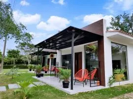 Casas Jardín